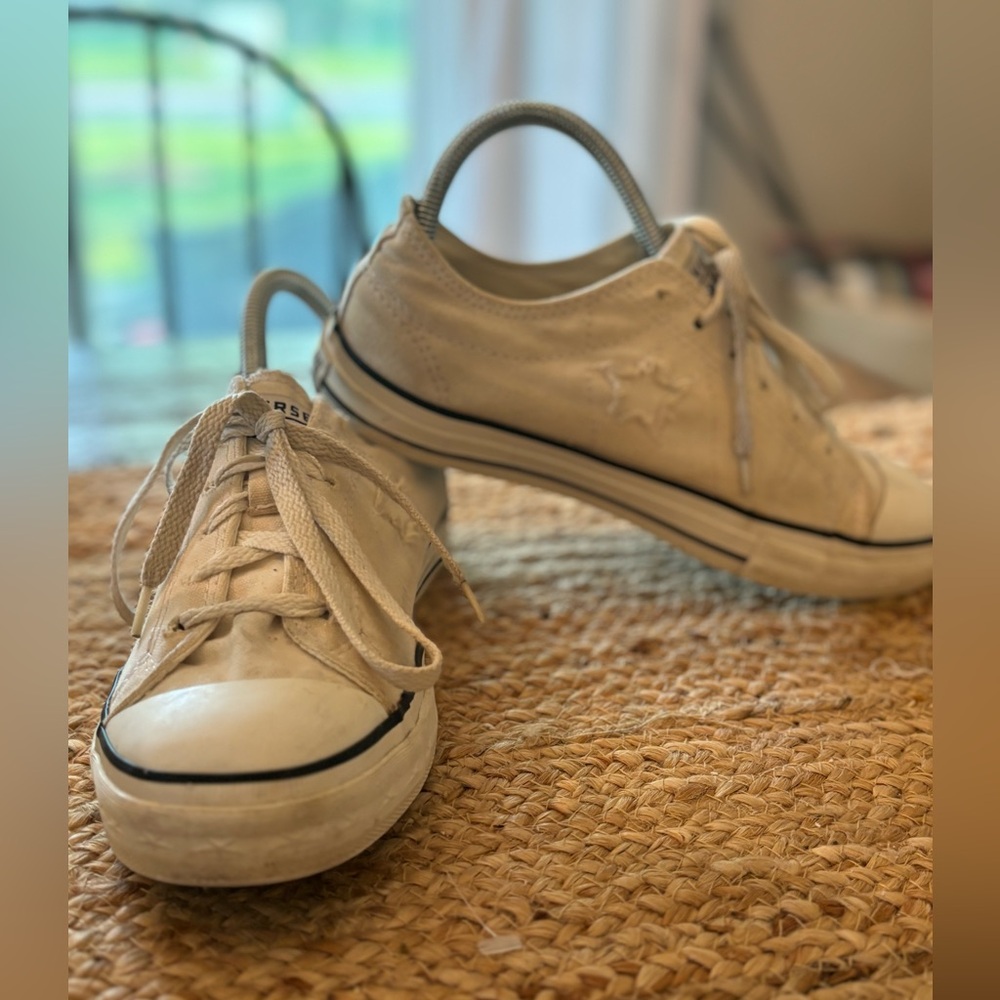Converse One Star women’s sneakers, US SZ 8 , white with cut out star